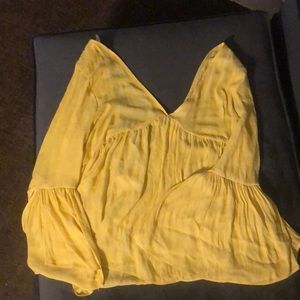 Fun flowy yellow crop top!